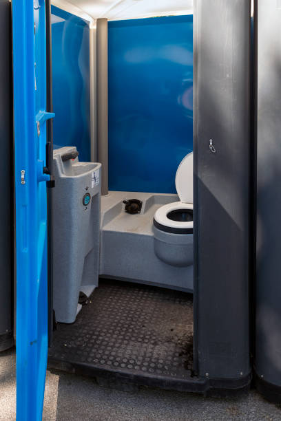 Best Portable bathroom rental  in Mclendon Chisholm, TX